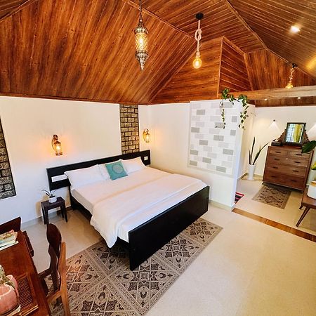 Calm Shack - 2 Bedroom-Boutique Farm Stay 무나르 외부 사진