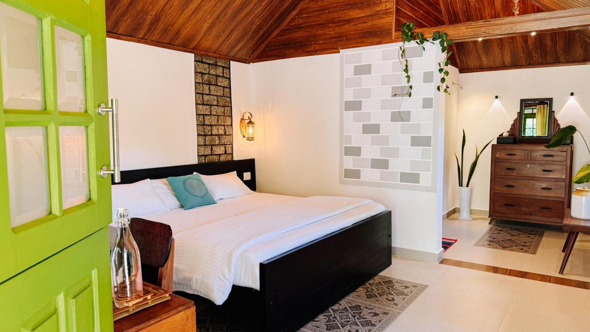 Calm Shack - 2 Bedroom-Boutique Farm Stay 무나르 외부 사진