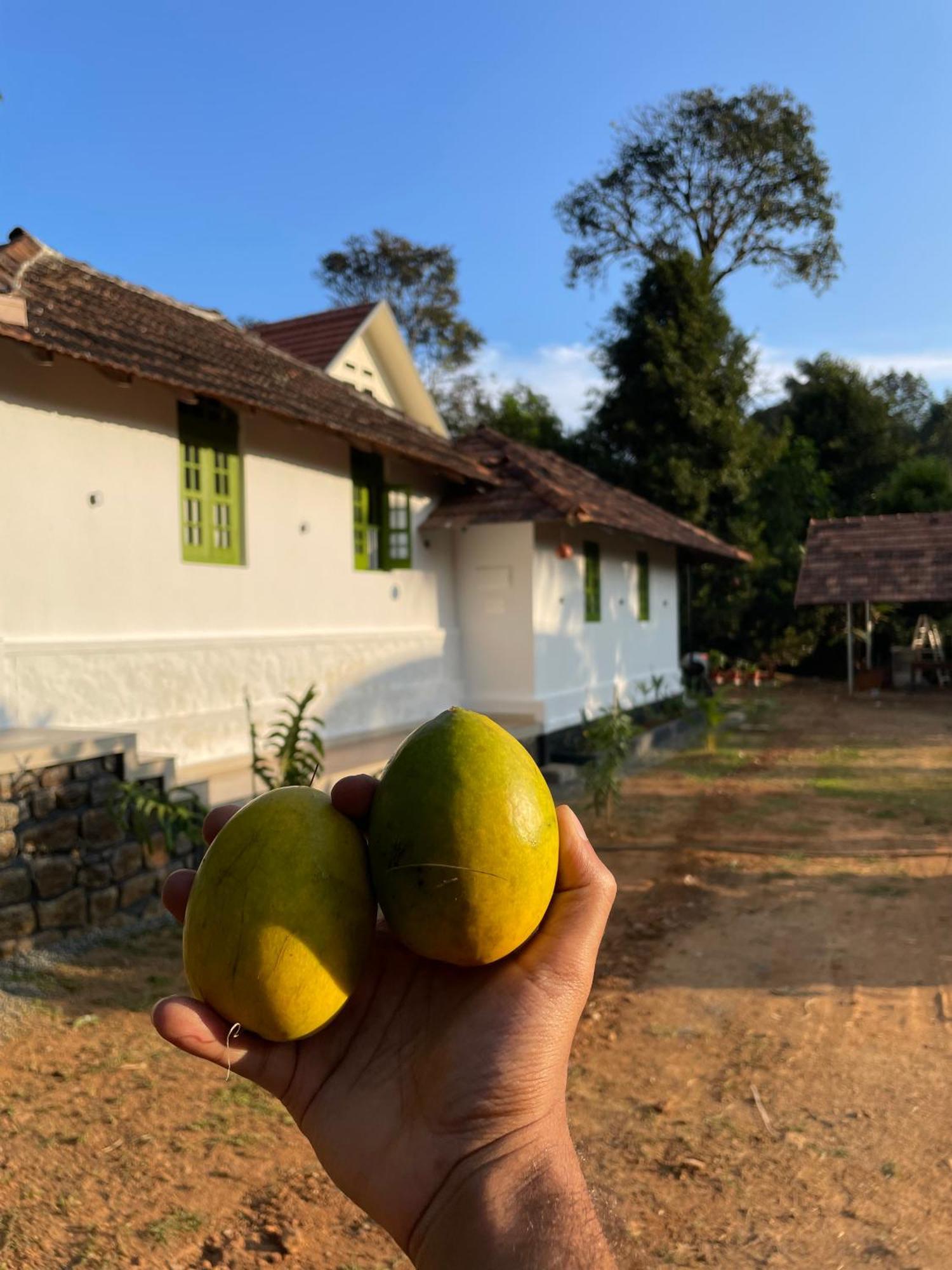 Calm Shack - 2 Bedroom-Boutique Farm Stay 무나르 외부 사진