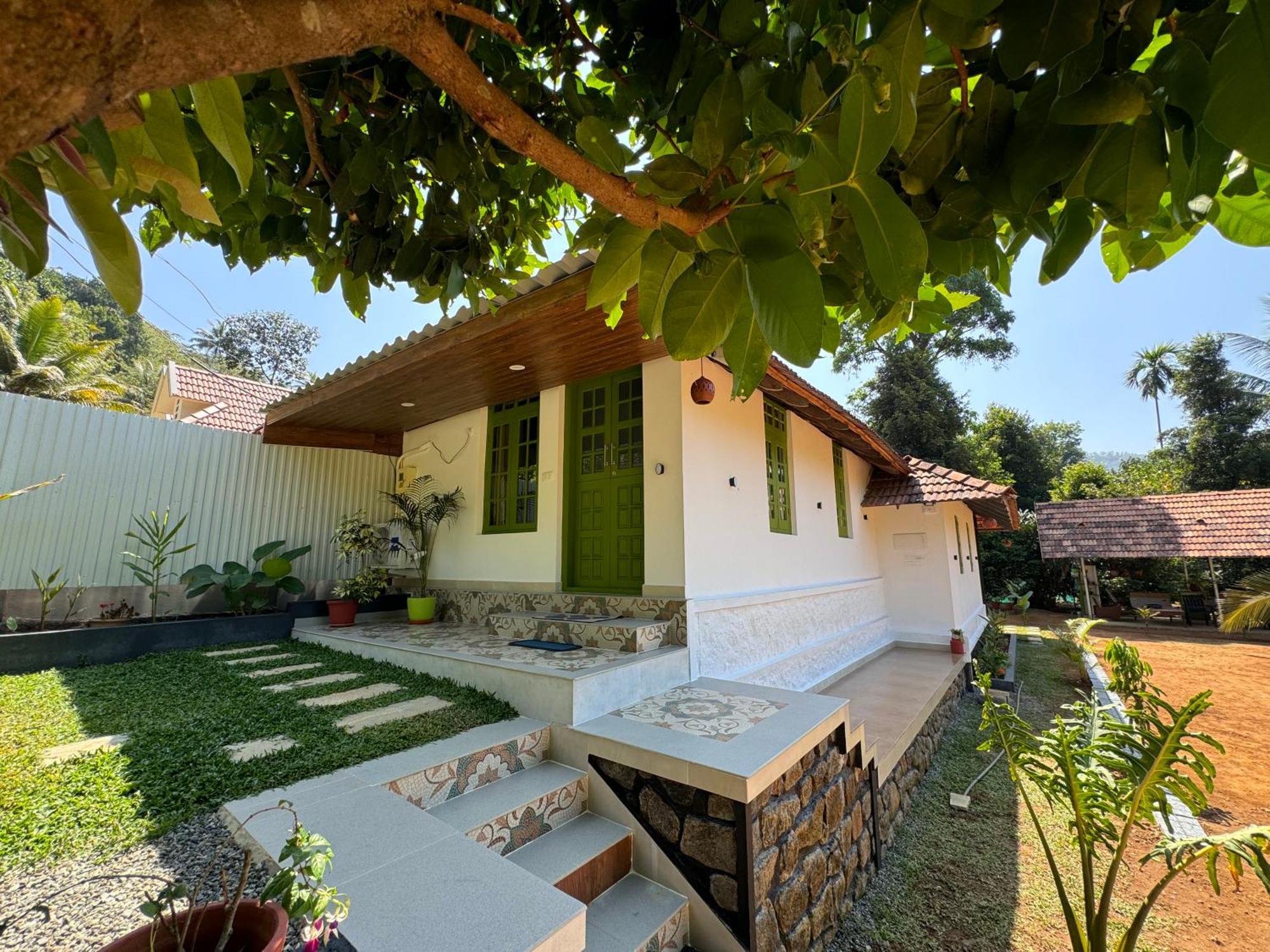 Calm Shack - 2 Bedroom-Boutique Farm Stay 무나르 외부 사진