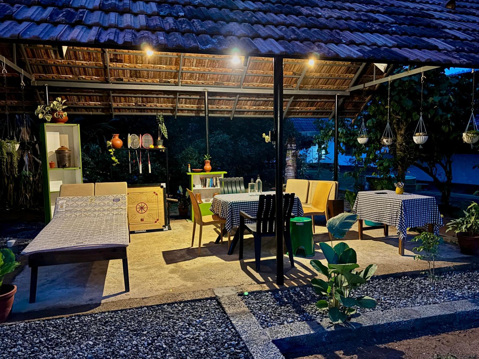 Calm Shack - 2 Bedroom-Boutique Farm Stay 무나르 외부 사진