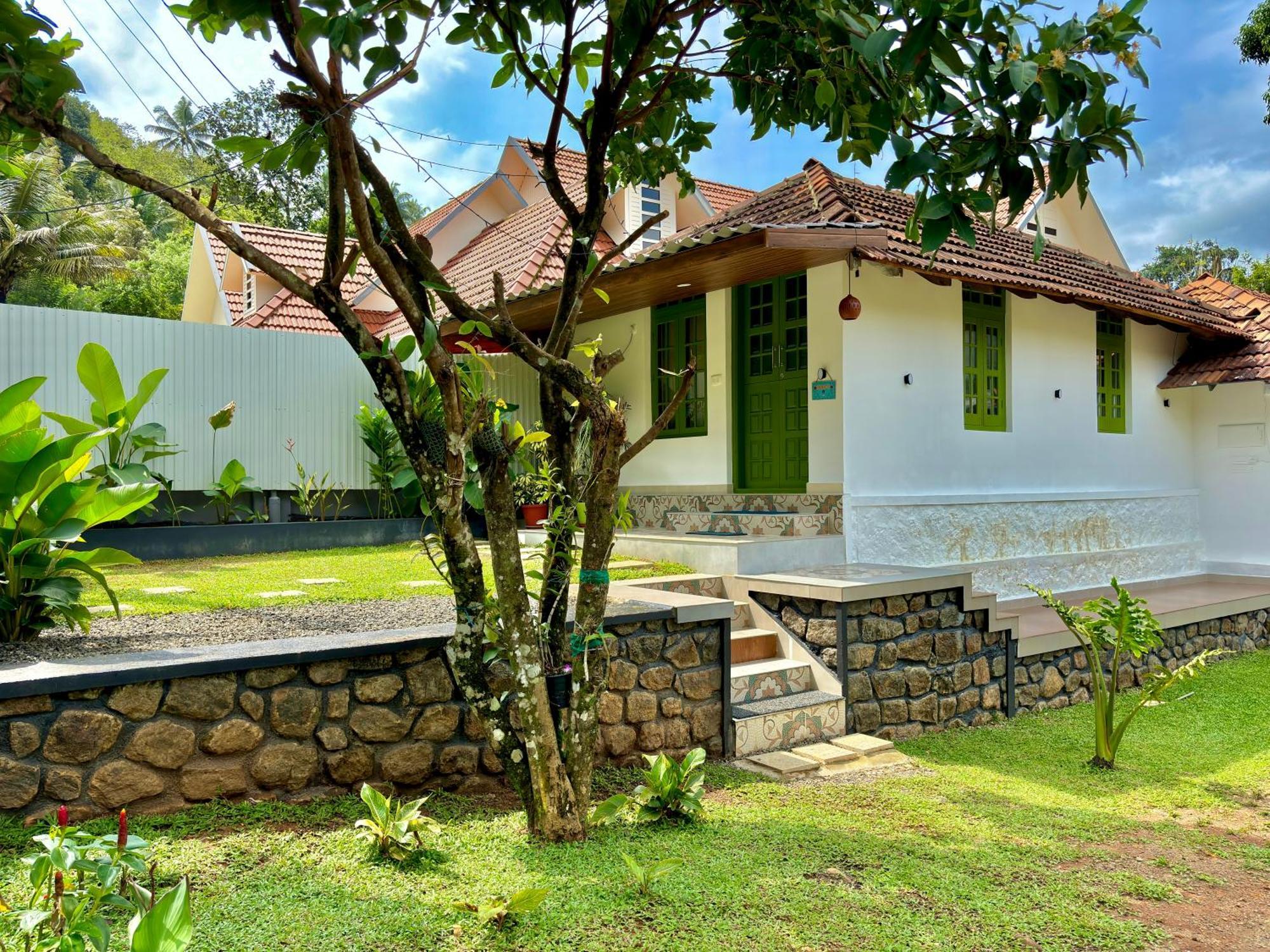 Calm Shack - 2 Bedroom-Boutique Farm Stay 무나르 외부 사진